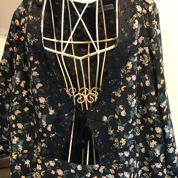 Alice and You floral dress - Picture 2 of 3